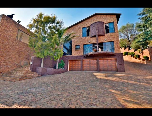 4 BEDROOM HOUSE FOR SALE IN GLENVISTA